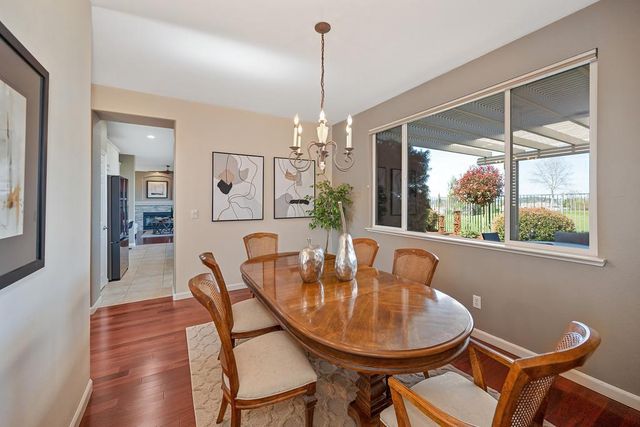 1936 Wesley Dr, Folsom, CA 95630