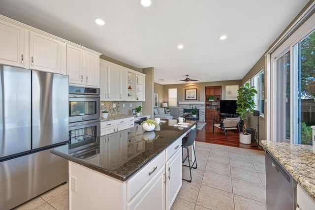 1936 Wesley Dr, Folsom, CA 95630