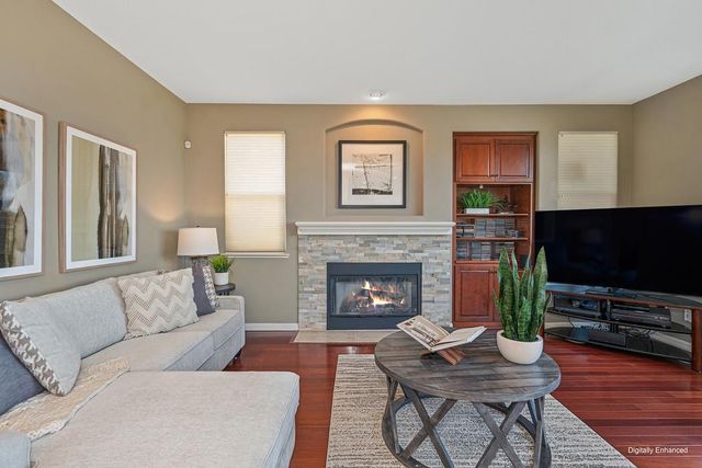 1936 Wesley Dr, Folsom, CA 95630