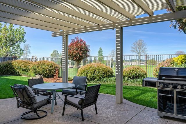 1936 Wesley Dr, Folsom, CA 95630