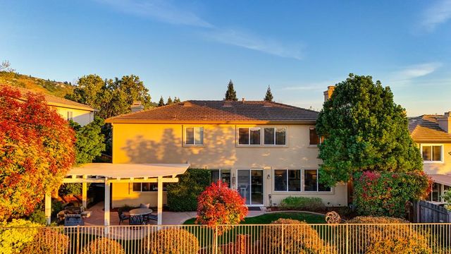 1936 Wesley Dr, Folsom, CA 95630