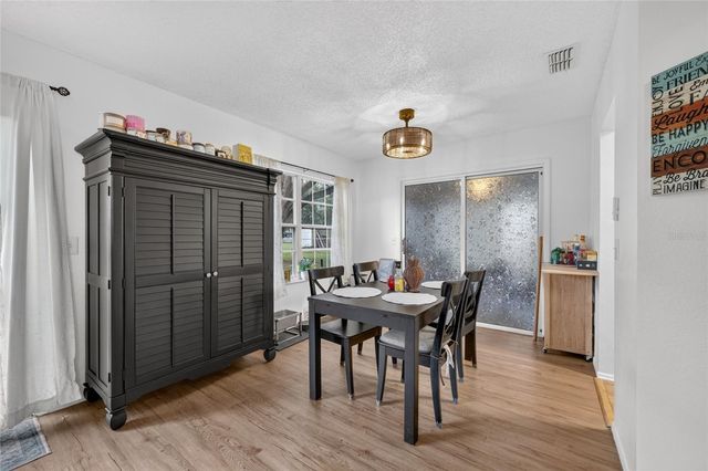 303 OAK TRACK PASS, Ocala, FL 34472