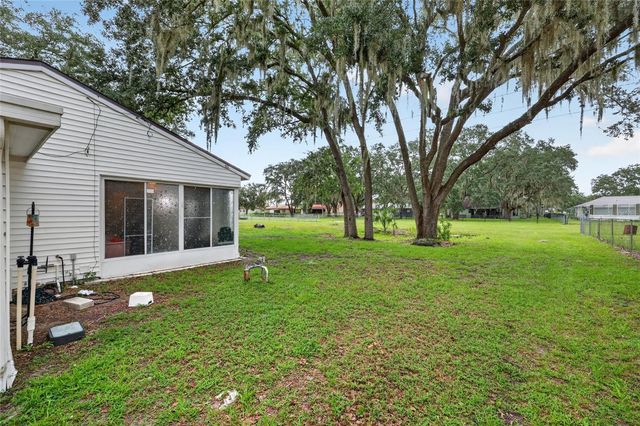 303 OAK TRACK PASS, Ocala, FL 34472