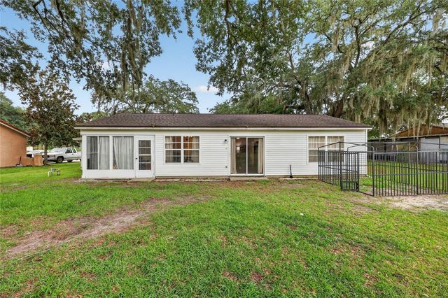 303 OAK TRACK PASS, Ocala, FL 34472
