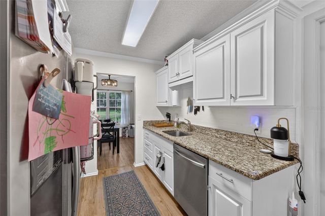 303 OAK TRACK PASS, Ocala, FL 34472