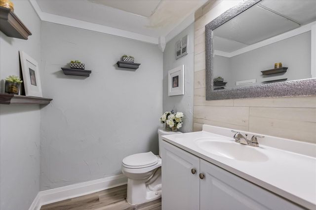 169 World Of Tennis SQ 169, Lakeway, TX 78738