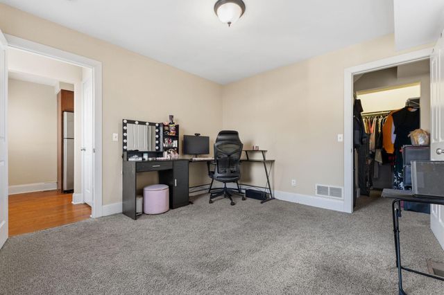 2433 Youngman Avenue, Saint Paul, MN 55116