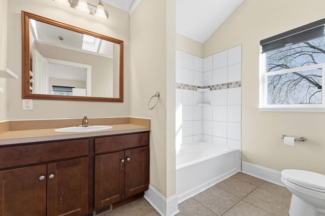 2433 Youngman Avenue, Saint Paul, MN 55116