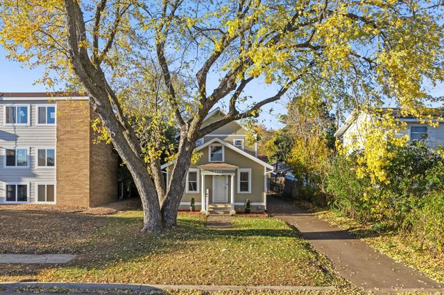 2433 Youngman Avenue, Saint Paul, MN 55116