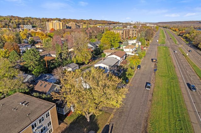 2433 Youngman Avenue, Saint Paul, MN 55116