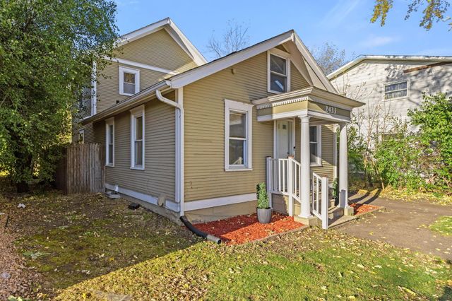 2433 Youngman Avenue, Saint Paul, MN 55116
