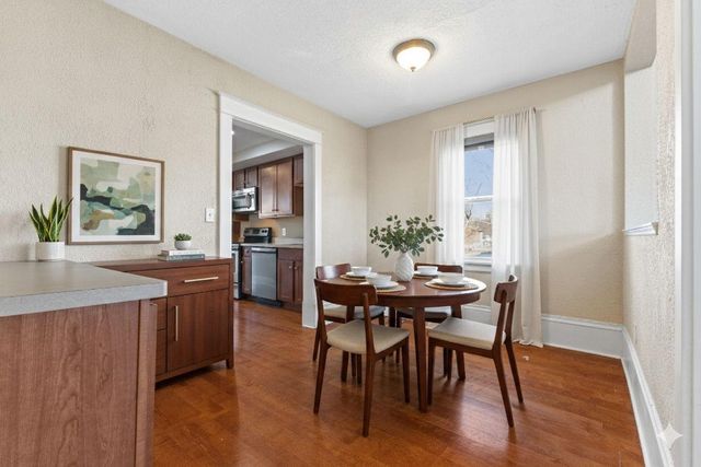 2433 Youngman Avenue, Saint Paul, MN 55116