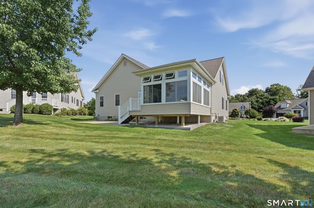 32 Dogwood Court 32, Rocky Hill, CT 06067