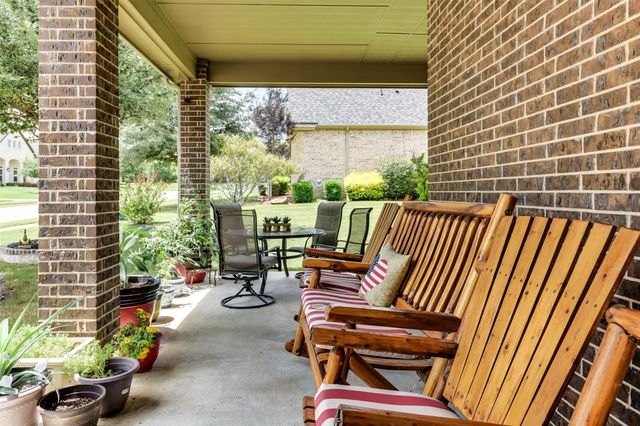 237 Katy Lake Drive, Waxahachie, TX 75165