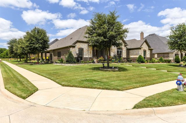 237 Katy Lake Drive, Waxahachie, TX 75165