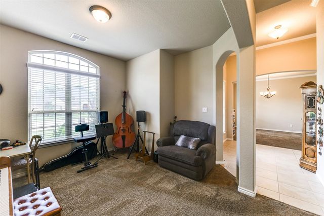 237 Katy Lake Drive, Waxahachie, TX 75165