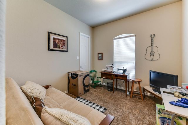 237 Katy Lake Drive, Waxahachie, TX 75165