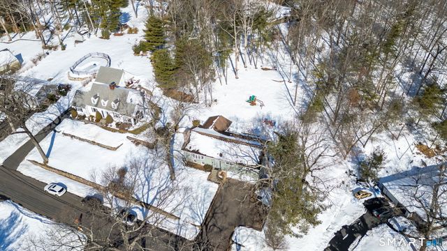 95 Lakewood Circle South, Manchester, CT 06040