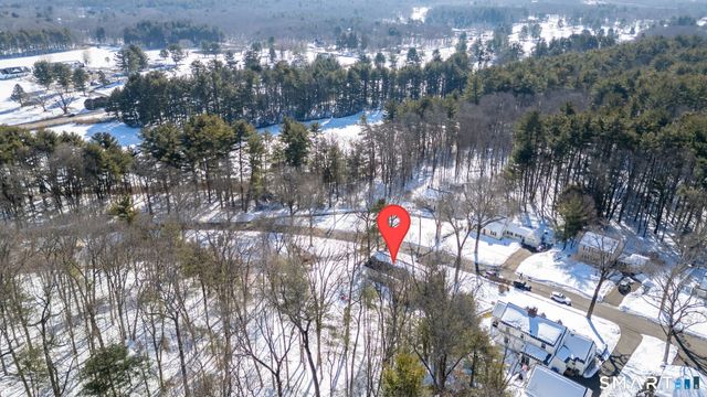 95 Lakewood Circle South, Manchester, CT 06040