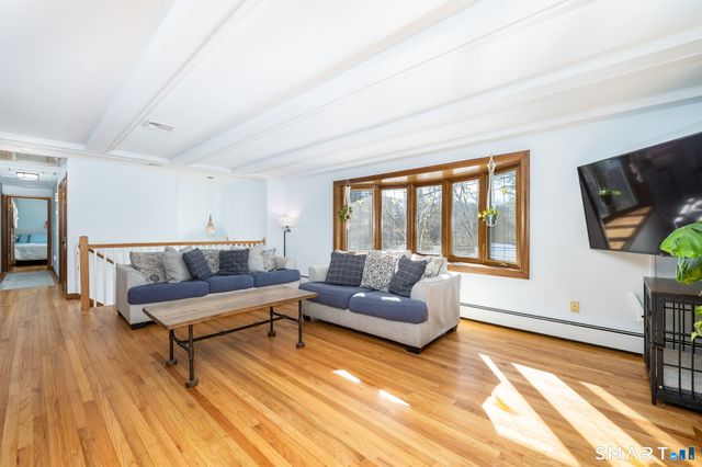 95 Lakewood Circle South, Manchester, CT 06040