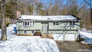 95 Lakewood Circle South, Manchester, CT 06040