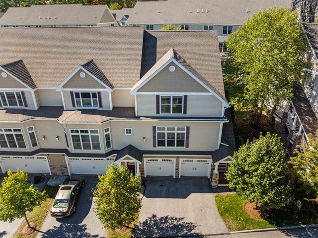 5 Manor Dr # A, Hooksett, NH 03106