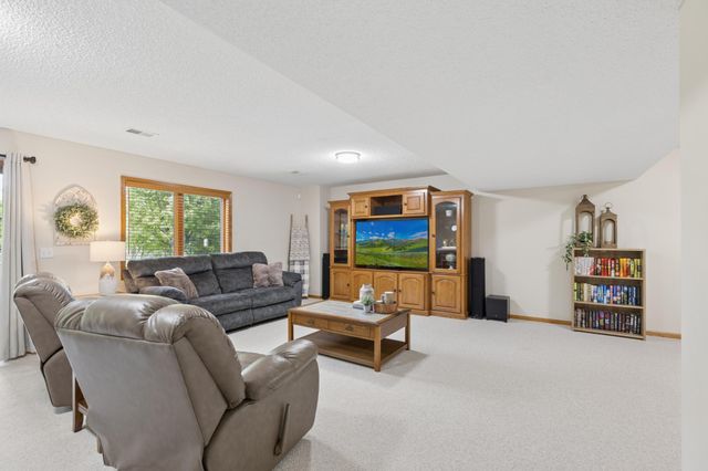 13696 48th Street NE, Saint Michael, MN 55376