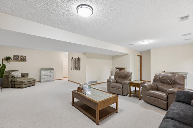 13696 48th Street NE, Saint Michael, MN 55376