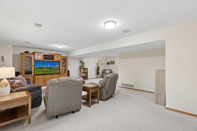 13696 48th Street NE, Saint Michael, MN 55376