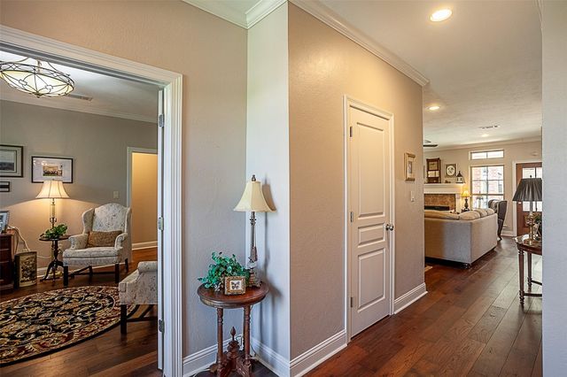 7795 Windchase Drive, Beaumont, TX 77713