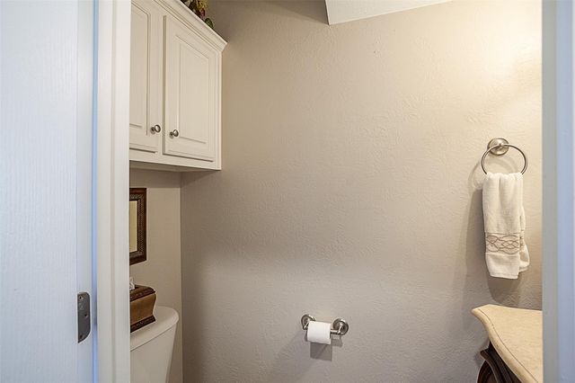 7795 Windchase Drive, Beaumont, TX 77713