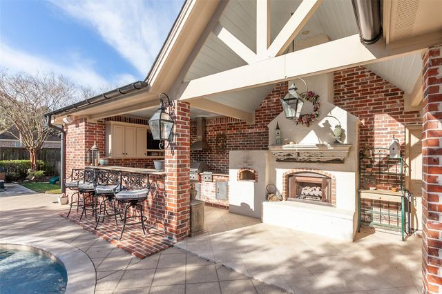 7795 Windchase Drive, Beaumont, TX 77713