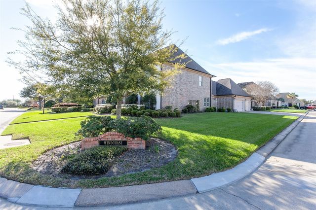 7795 Windchase Drive, Beaumont, TX 77713