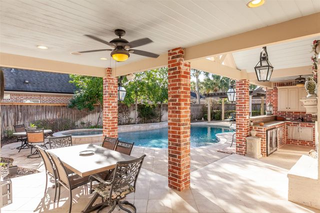 7795 Windchase Drive, Beaumont, TX 77713