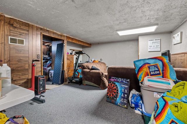 2401 E CALUMET STREET, Appleton, WI 54915