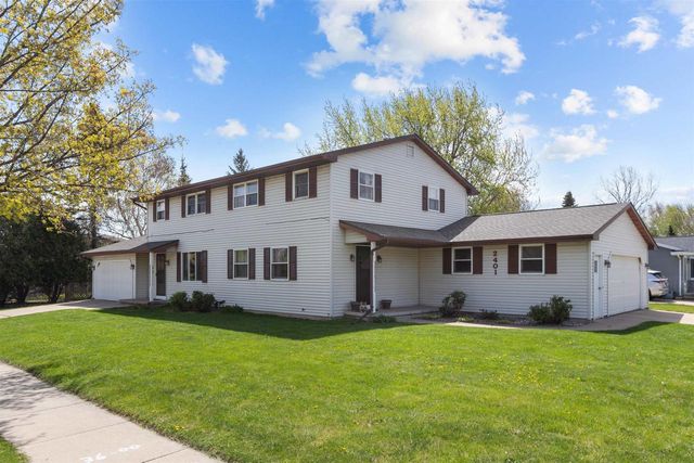 2401 E CALUMET STREET, Appleton, WI 54915
