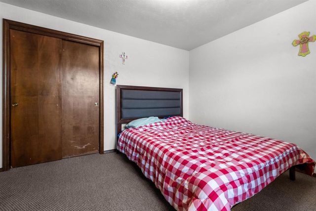 2401 E CALUMET STREET, Appleton, WI 54915