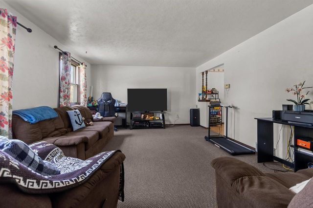2401 E CALUMET STREET, Appleton, WI 54915