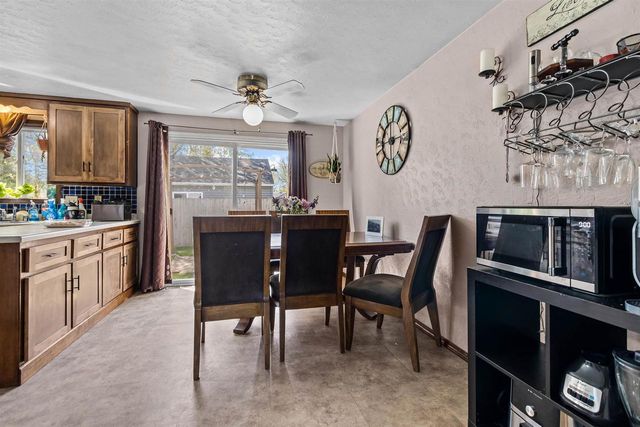 2401 E CALUMET STREET, Appleton, WI 54915