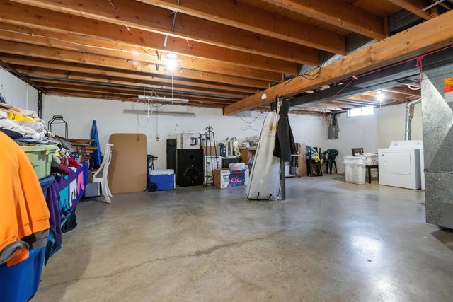 2401 E CALUMET STREET, Appleton, WI 54915