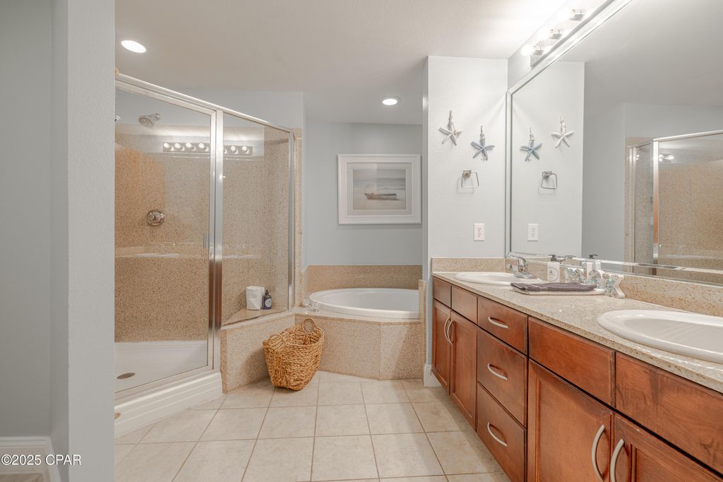 Image 17 of property listing at 9902 S Thomas Drive 1831, Panama City Beach, FL 32408