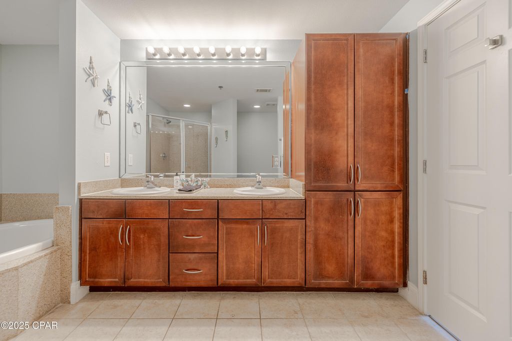 Image 18 of property listing at 9902 S Thomas Drive 1831, Panama City Beach, FL 32408