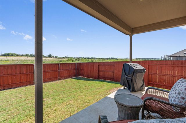 715 Papaya DR, Buda, TX 78610