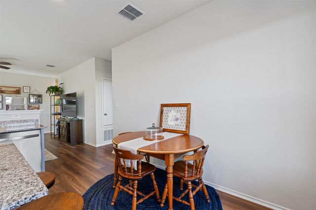715 Papaya DR, Buda, TX 78610