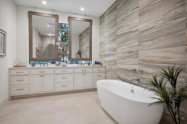 5447 Richmond Avenue, Dallas, TX 75206