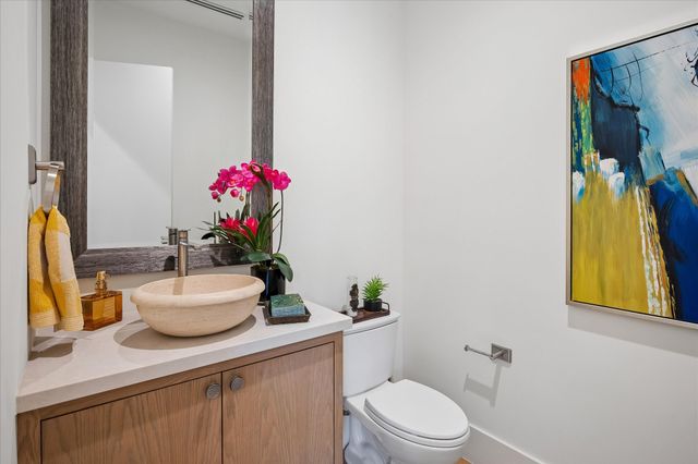 5447 Richmond Avenue, Dallas, TX 75206