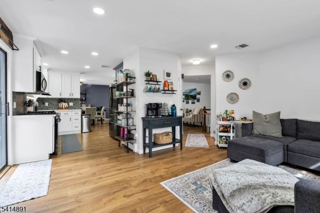 106 Frogtown Rd, Rockaway Twp., NJ 07866