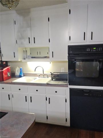 5710 Friendswood Drive, Greensboro, NC 27409