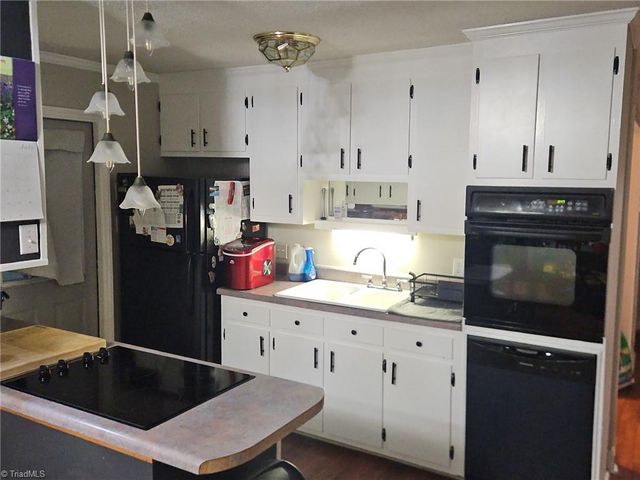 5710 Friendswood Drive, Greensboro, NC 27409