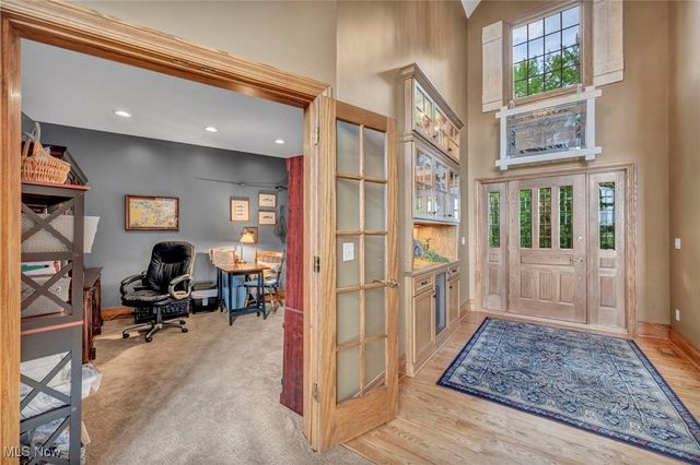 10360 Sawmill Drive, Chardon, OH 44024